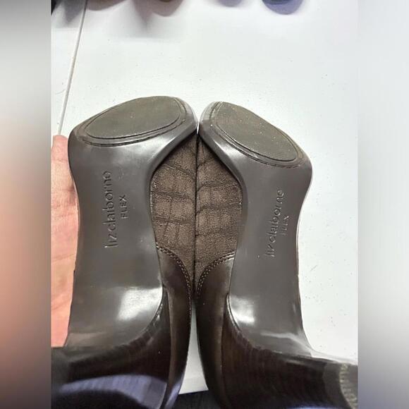 Liz Claiborne flex pumps - Picture 3 of 8